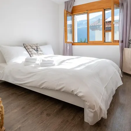 With Fireplace & Mountain View Holiday home Malix